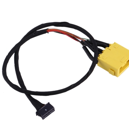 Image 3::Lenovo YOGA 13 charging port